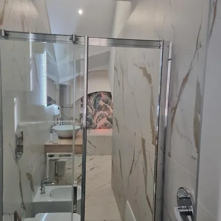 San Ciro's Apartment