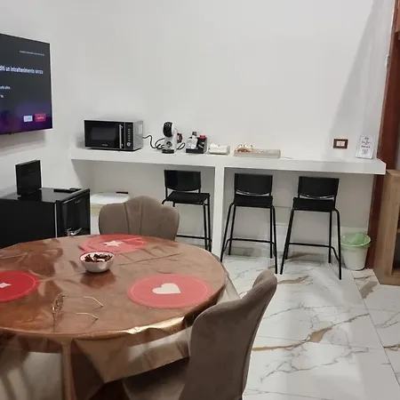 San Ciro's Apartment *