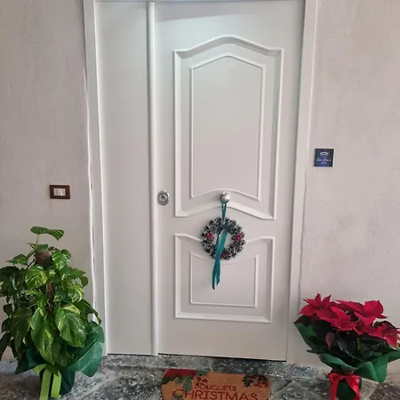 San Ciro's Apartment